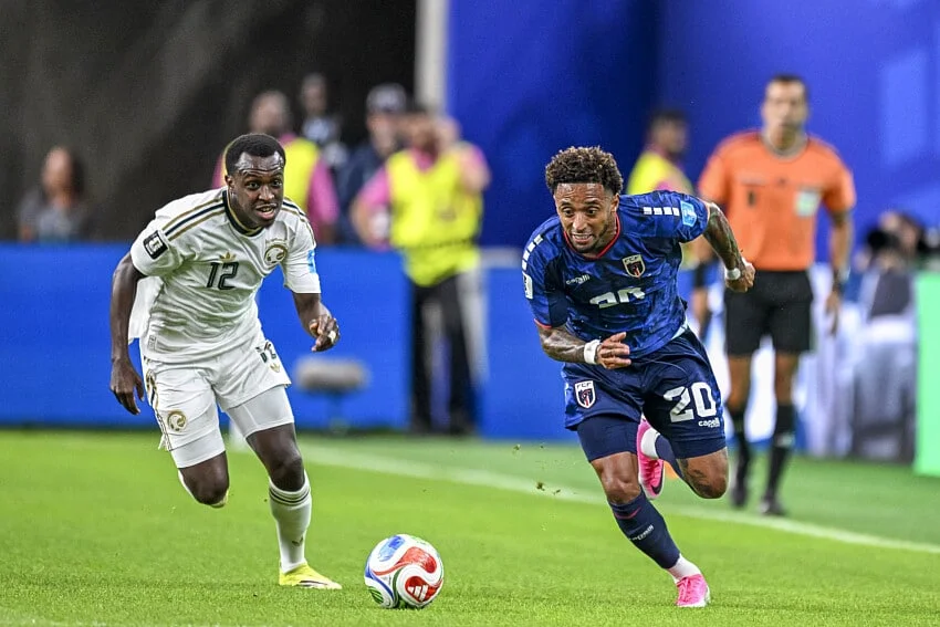 RC Lens : un renfort mondial pour Toppmöller !