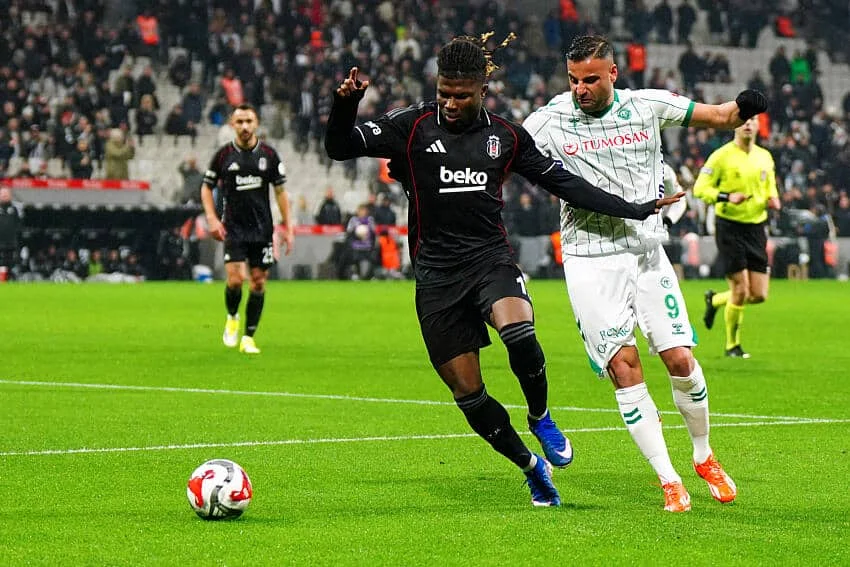 OM Mercato : un attaquant de Ligue des Champions en approche ?