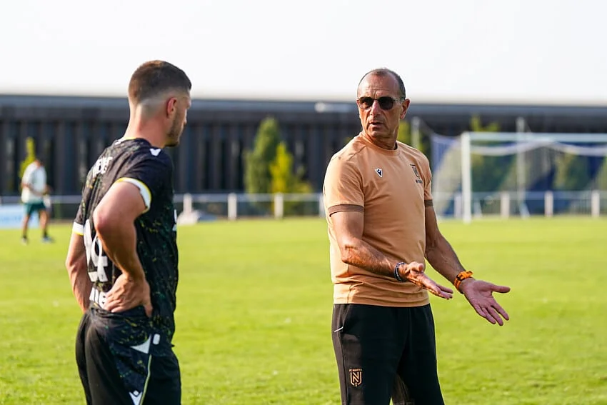 FC Nantes : Kita, Mercato, Der Zakarian… des révélations explosives en interne plombent déjà les Canaris ! 