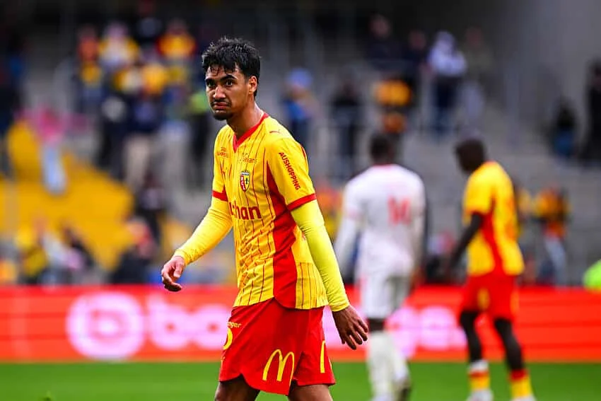 RC Lens Mercato : après Labeau-Lascary, un nouveau départ est acté !