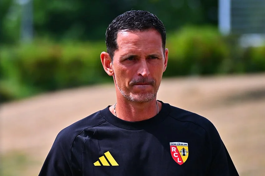 RC Lens : un Racing remanié battu par Famalicao mais en finale de la Como Cup, 3 leçons à retenir