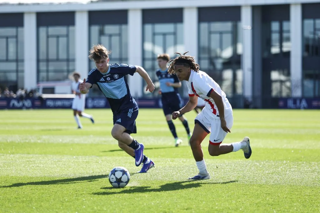 PSG Mercato : une pépite parisienne file vers un nouveau défi en Ligue 2