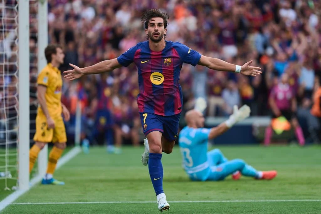 PSG Mercato : Ferran Torres a dit oui à Paris, accord imminent avec le Barça ?