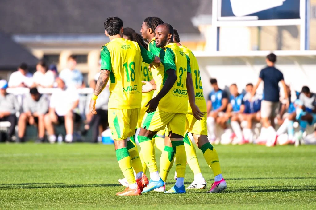 FC Nantes : une pépite offensive signe malgré une forte concurrence européenne