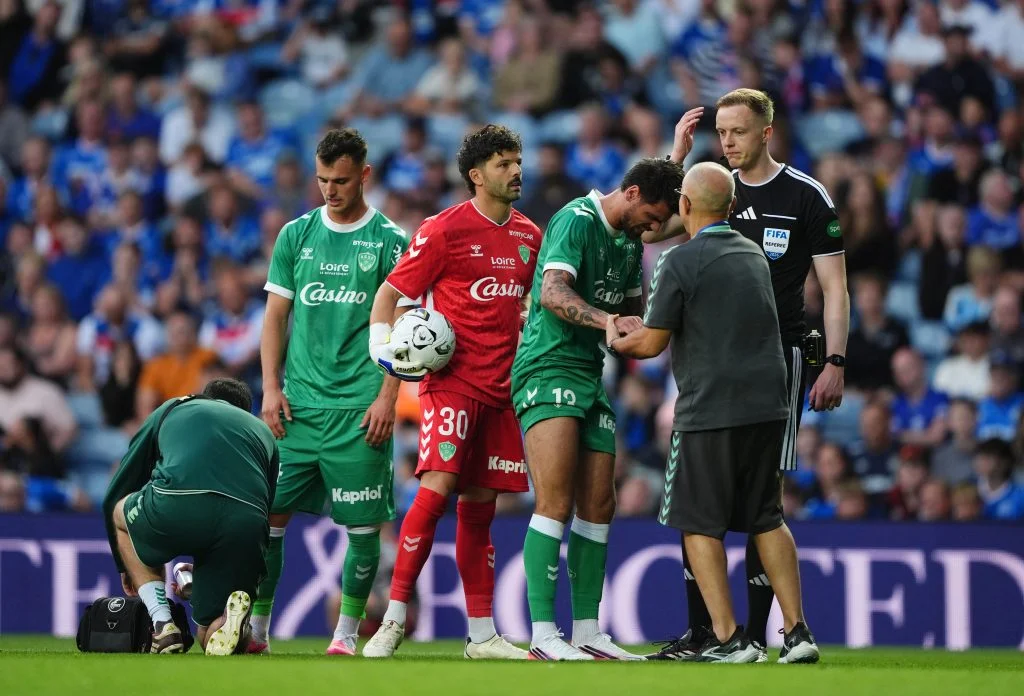ASSE : Montpellier et Reims lancent déjà la bataille pour la montée !