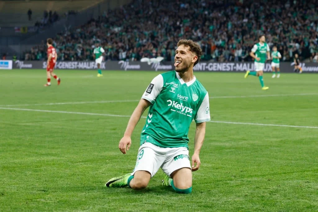 ASSE Mercato : Stassin en duel avec un attaquant de Chelsea pour un transfert en Serie A ?