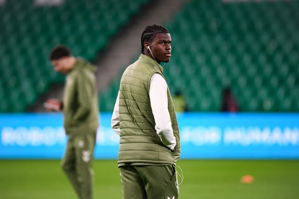 ASSE : Une offre espagnole relance enfin le dossier du milieu !