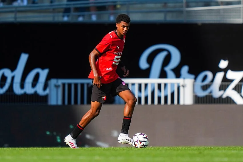 Stade Rennais Mercato : un transfert à 50 M€ en Premier League à l’horizon ?