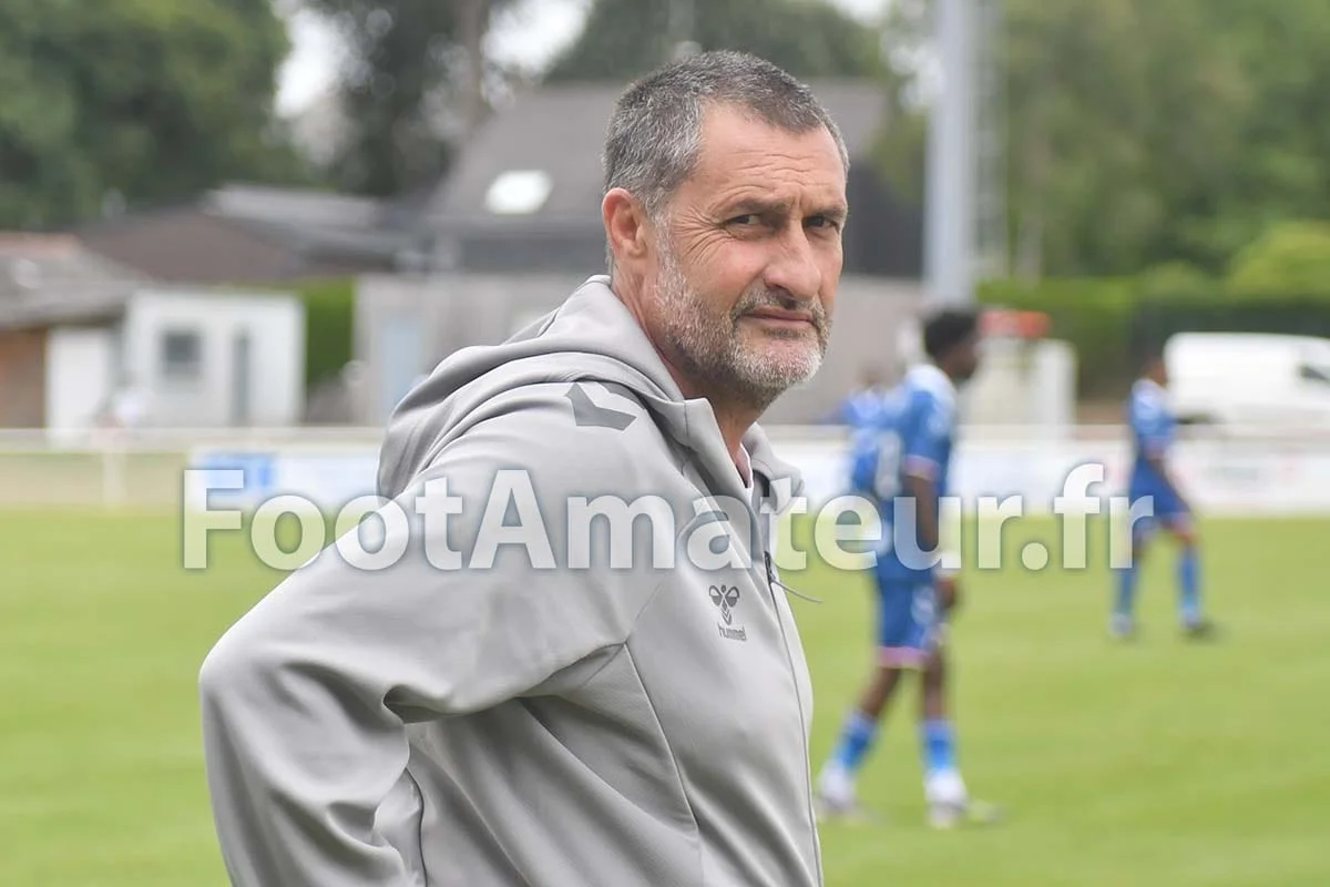 L’US Concarneau prolonge Stéphane Rossi pour une saison