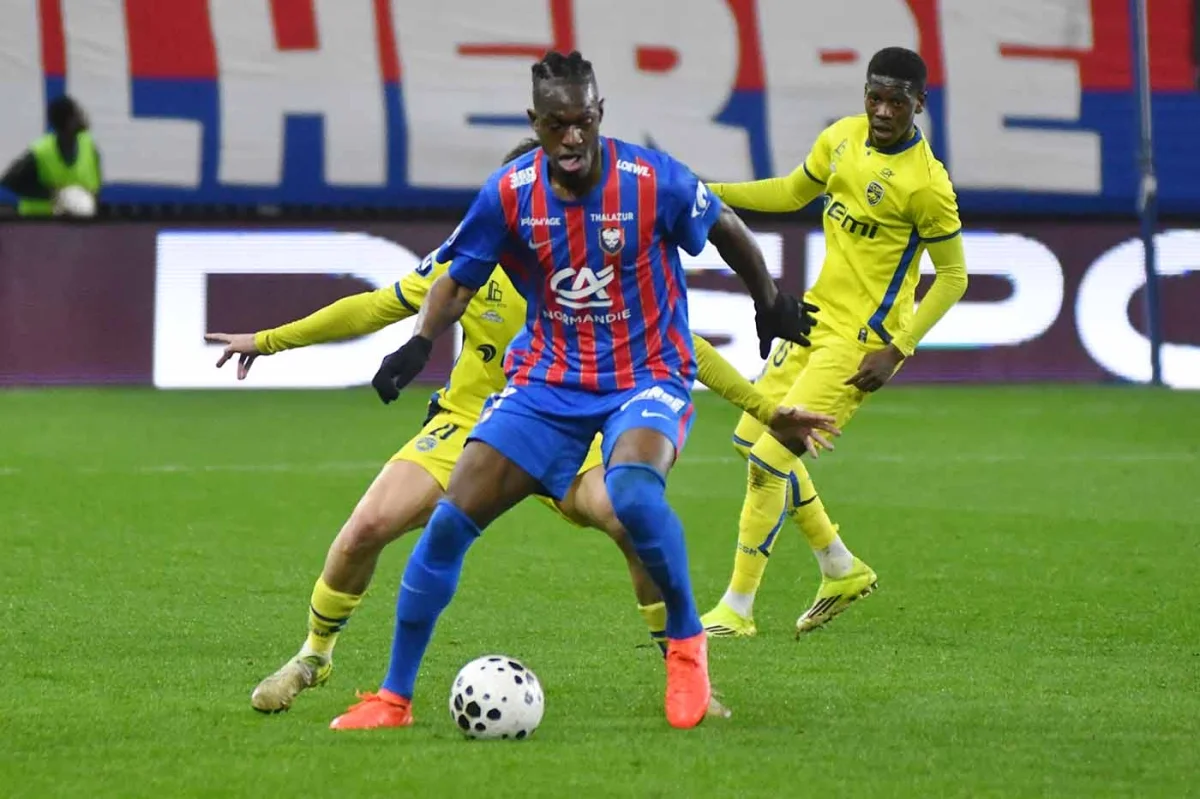 Gaël Clichy (SM Caen) : « Personne n’est plus grand que le club »