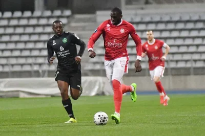 Sur quelle chaîne voir le match de barrage entre le FC Rouen et Laval ?