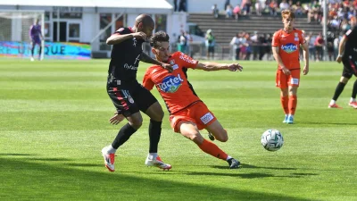 Barrage. Laval reste en Ligue 2, Rouen jouera en Ligue 3