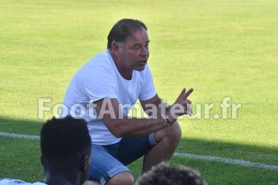 Stéphane Moulin (US Concarneau) : « J’attends encore des arrivées »