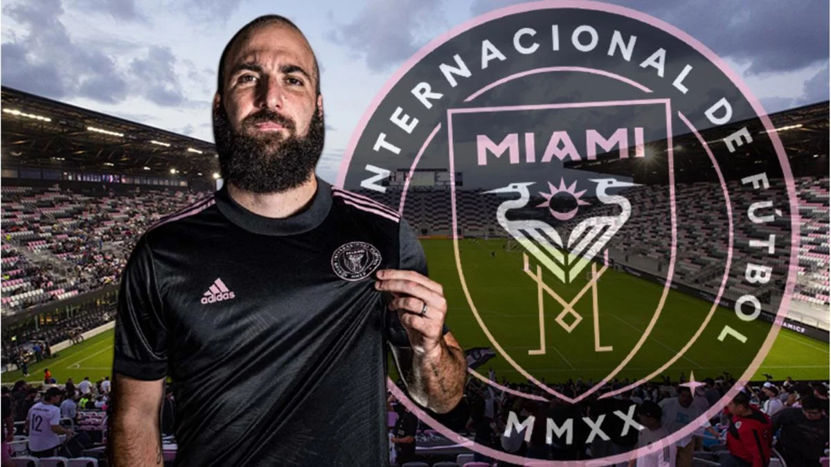 La transformation physique de Gonzalo Higuain choque les réseaux sociaux