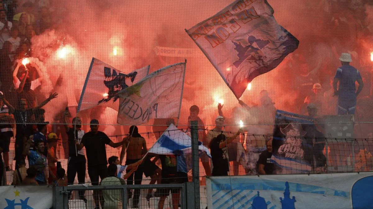 OM : plusieurs supporters présents à l’arrivée des joueurs 