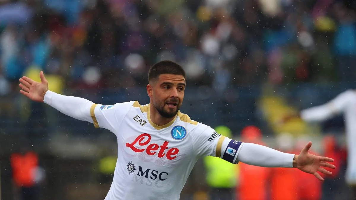 Pescara : Lorenzo Insigne se fait détruire en Italie