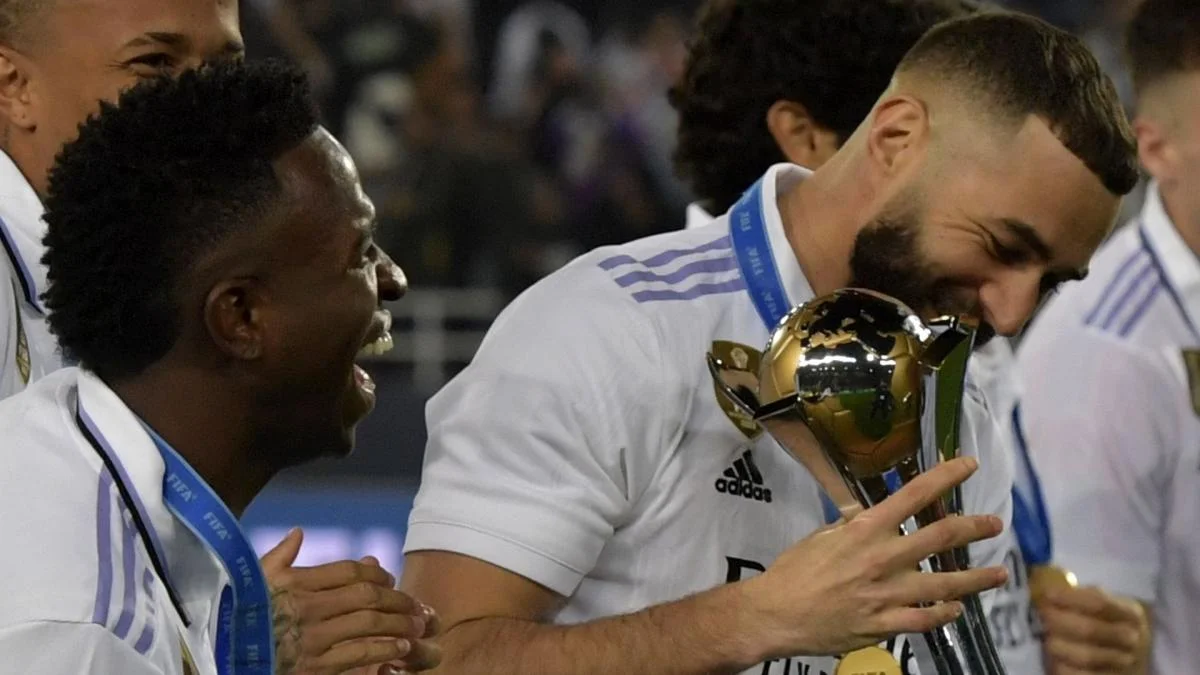 Karim Benzema place Vinicius Jr devant Kylian Mbappé