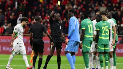 L’arbitre de Maroc-Sénégal provoque une nouvelle polémique en Afrique