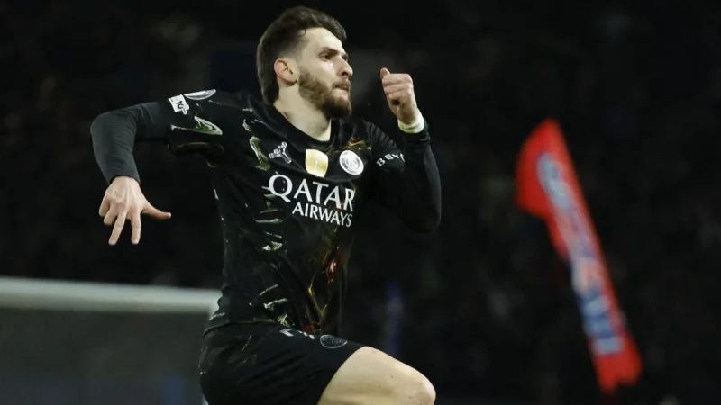 Bayern Munich - PSG : le génial Khvicha Kvaratskhelia a encore tout fait