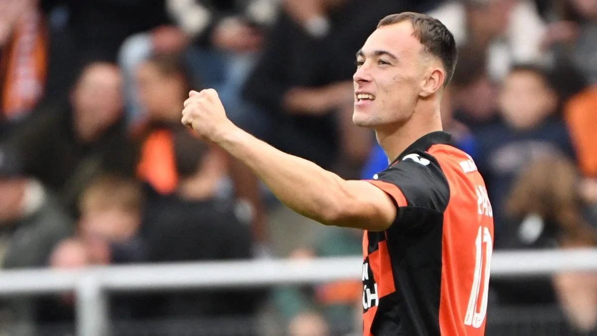 Lorient : Pablo Pagis ouvre grand la porte à deux clubs de Ligue 1