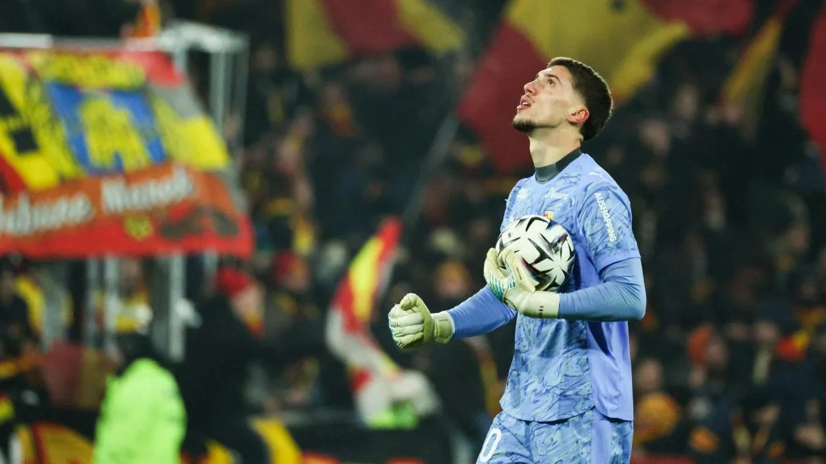 Ligue 1 : le RC Lens se qualifie en Ligue des Champions et envoie Nantes en Ligue 2