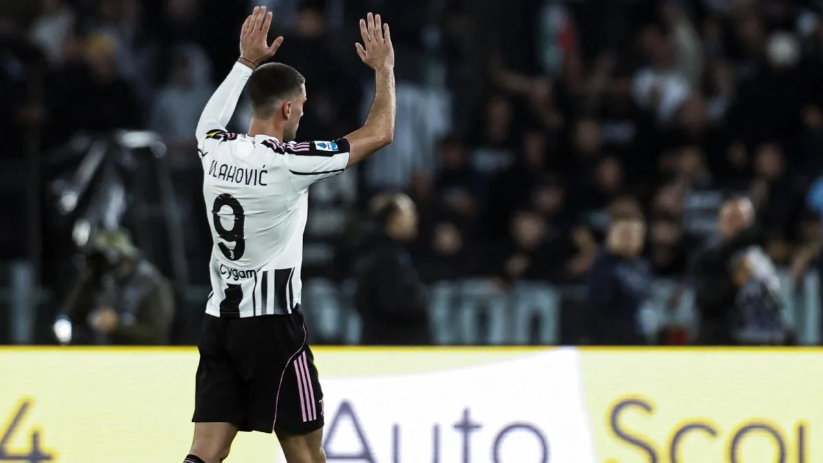 Serie A : Dušan Vlahović sauve la Juventus