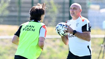 Lorient : le coup de gueule de Laurent Abergel sur le départ d’Olivier Pantaloni