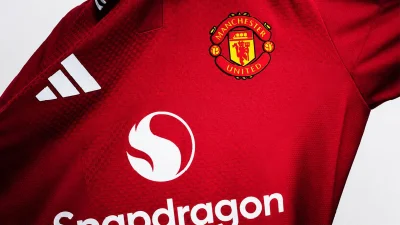 Adidas dévoile le nouveau maillot domicile de Manchester United