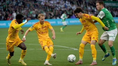Barrages Ligue 1 : Saint-Etienne élimine Rodez au terme d’une séance de tirs au but complètement folle 