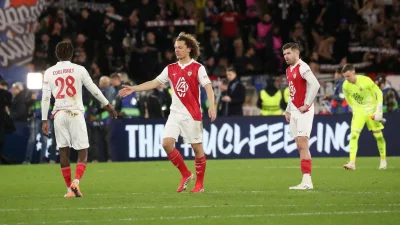 L’AS Monaco souhaite conserver Wout Faes et Simon Adingra