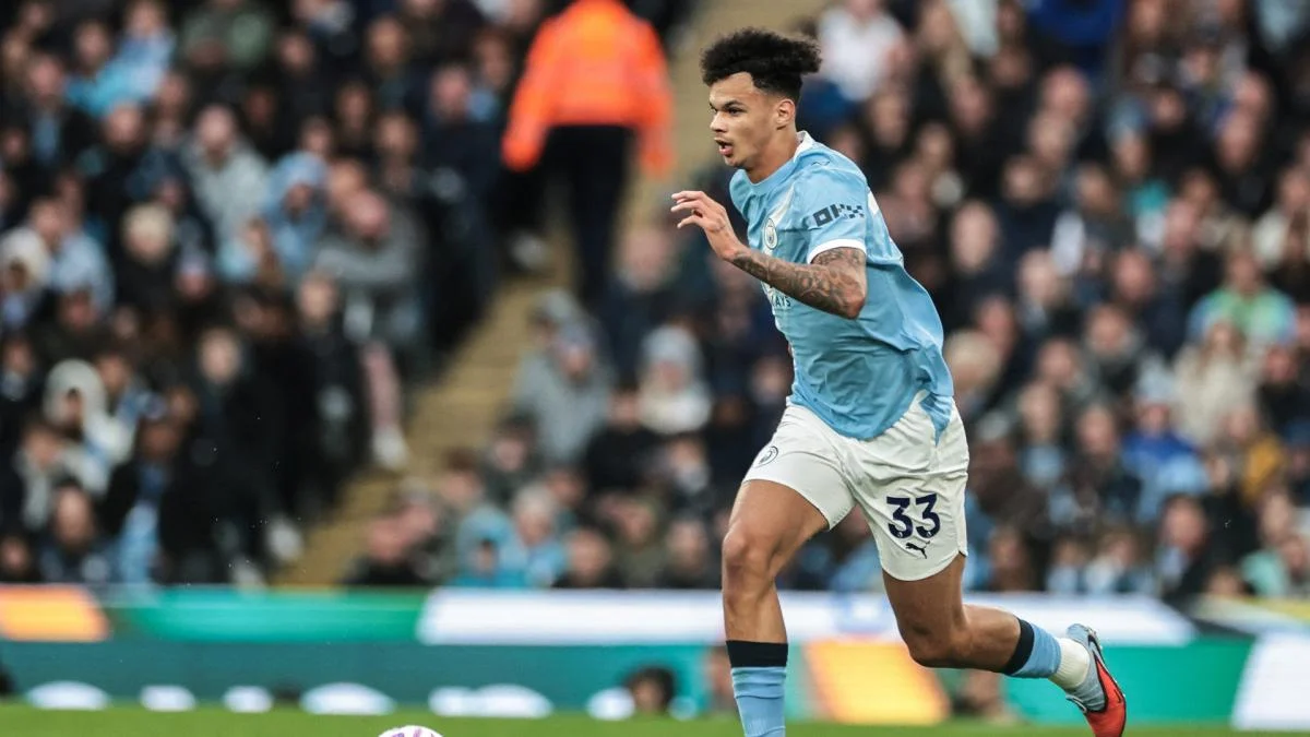 Manchester City : Nico O’Reilly remporte un trophée devant Rayan Cherki