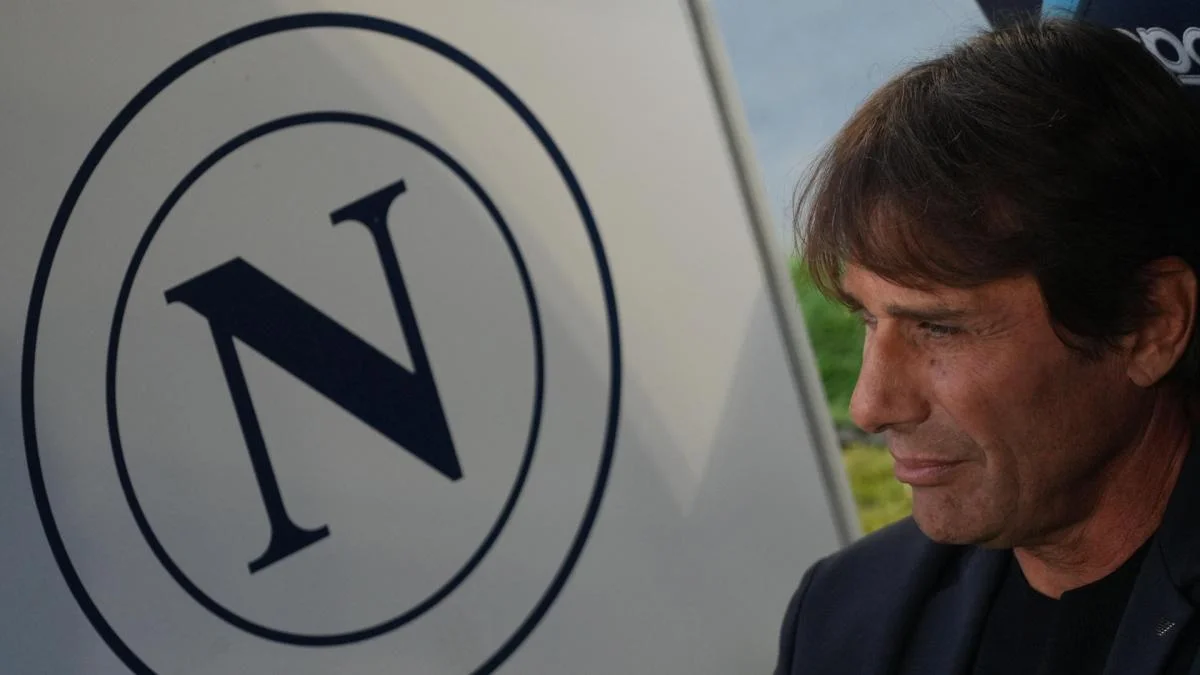 Naples : Antonio Conte annonce son départ et lâche ses quatre vérités !