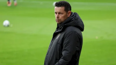 RC Lens : Pierre Sage revient sur le report du match face au PSG