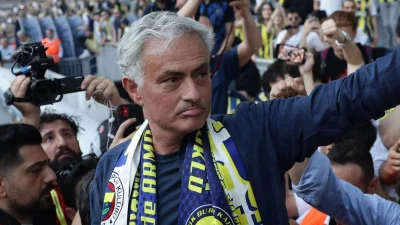 Real Madrid : coup de théâtre dans le dossier Nico Paz à cause de José Mourinho