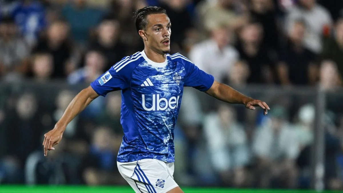 Maxence Caqueret : «j’ai hâte de rejouer la Ligue des Champions»