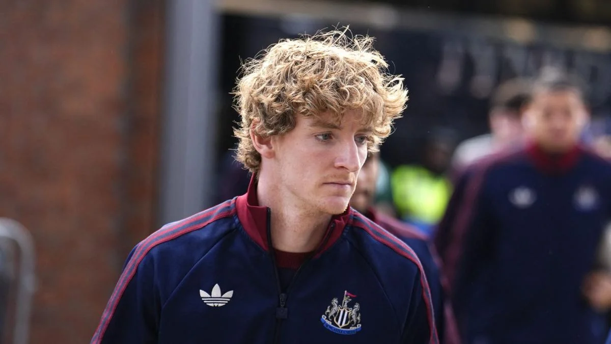 Newcastle avance déjà sur le remplaçant d’Anthony Gordon