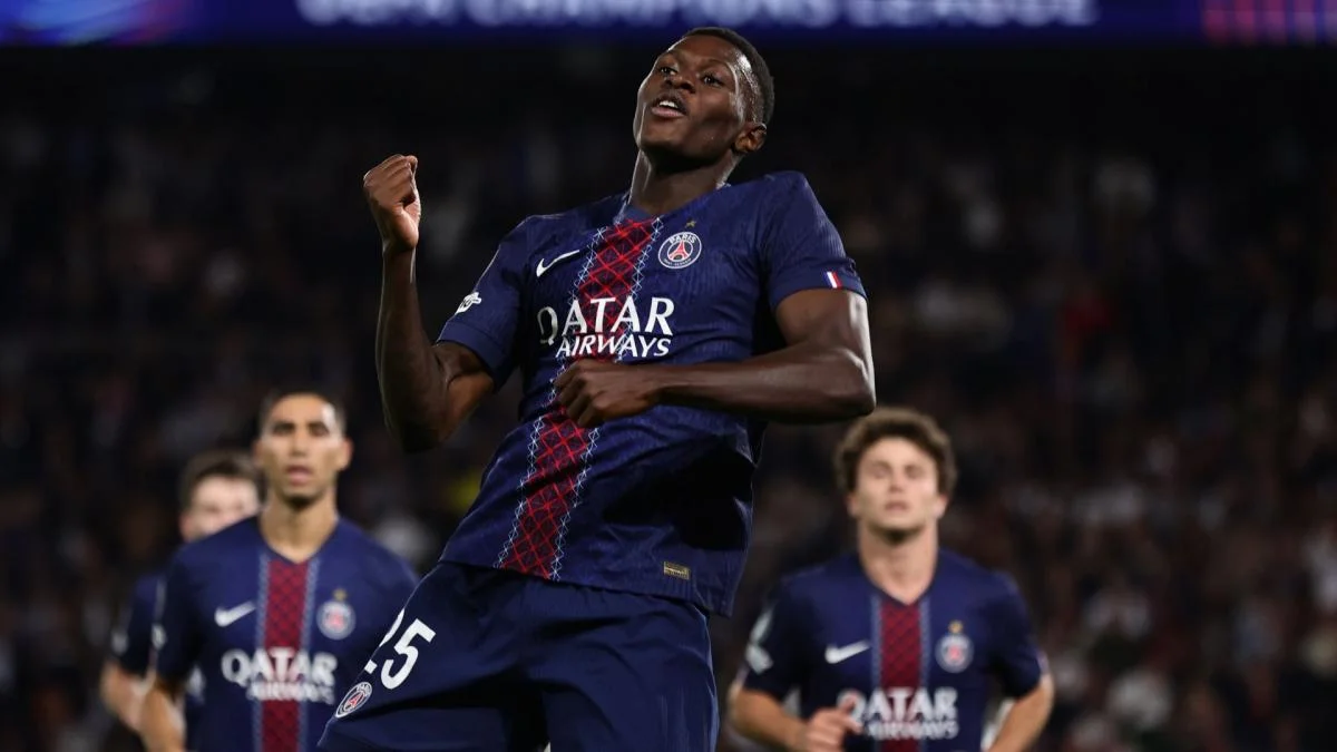 PSG : Nuno Mendes compare les deux Ligue des Champions
