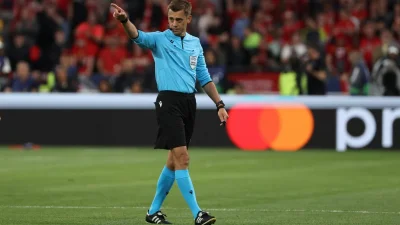 Clément Turpin répond aux critiques avant le Mondial