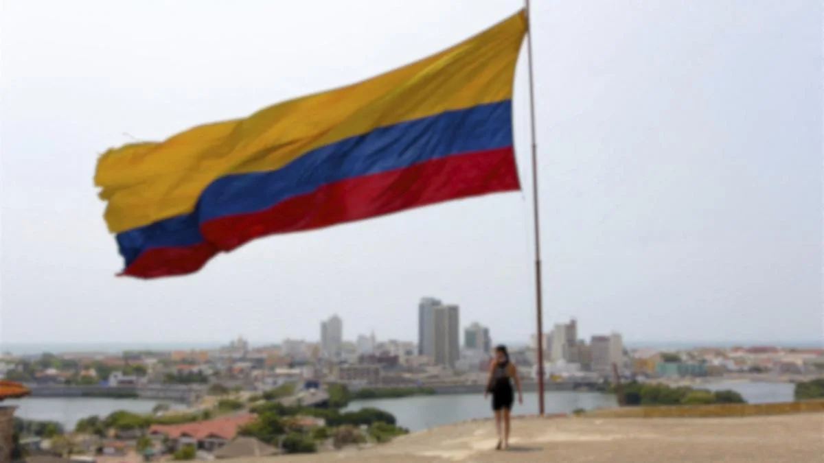 La justice colombienne interdit au candidat de la droite dure à la présidence d’utiliser le maillot de l’équipe nationale 