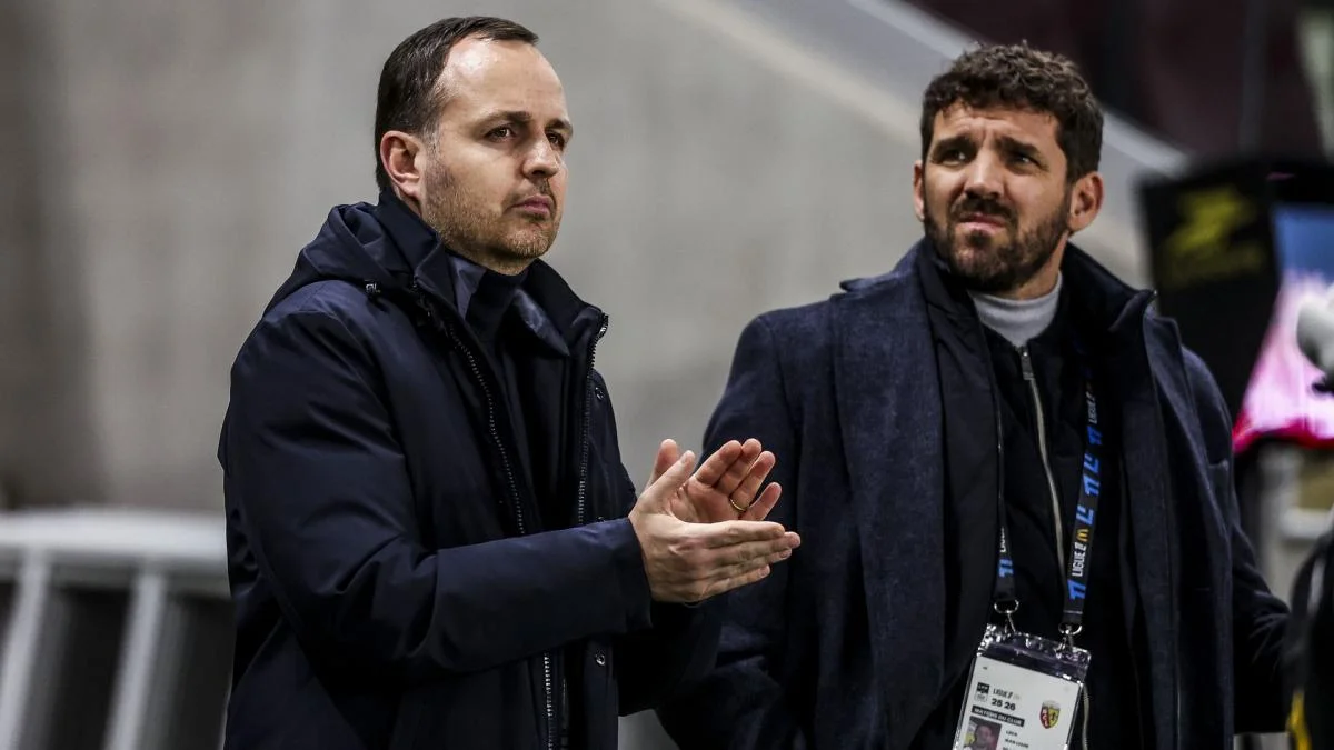 Le RC Lens s’agite en coulisses