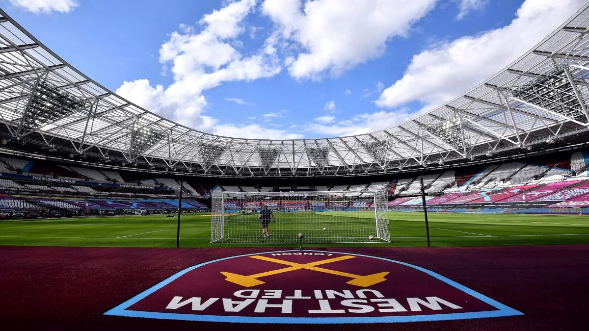 Le copropriétaire de West Ham annonce son départ 