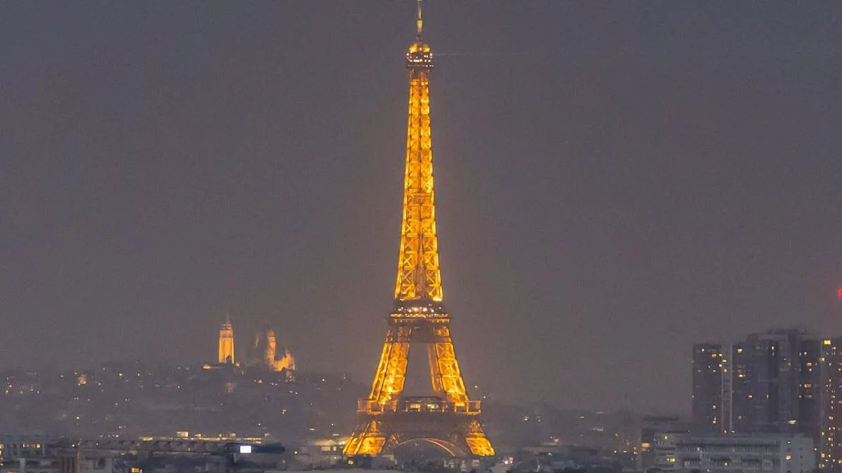 Les supporters du MC Alger ont célébré leur titre à Paris