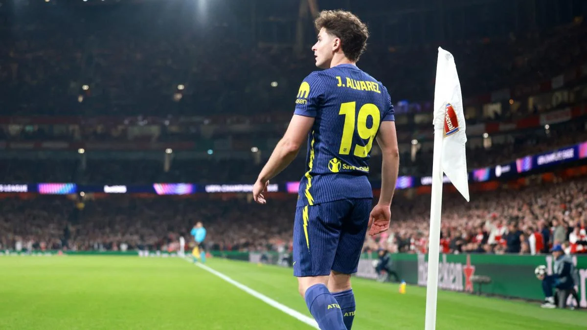 Le comportement du FC Barcelone à l’offre inattendue du Real Madrid pour Julian Alvarez