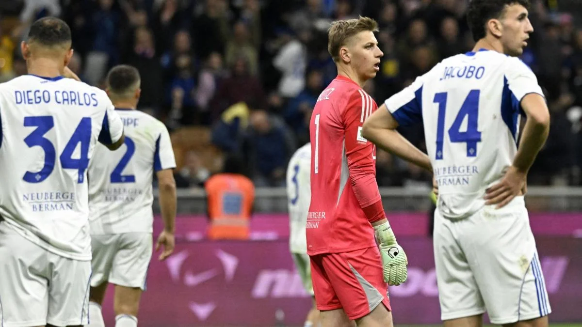 Jean Butez prolonge à Côme