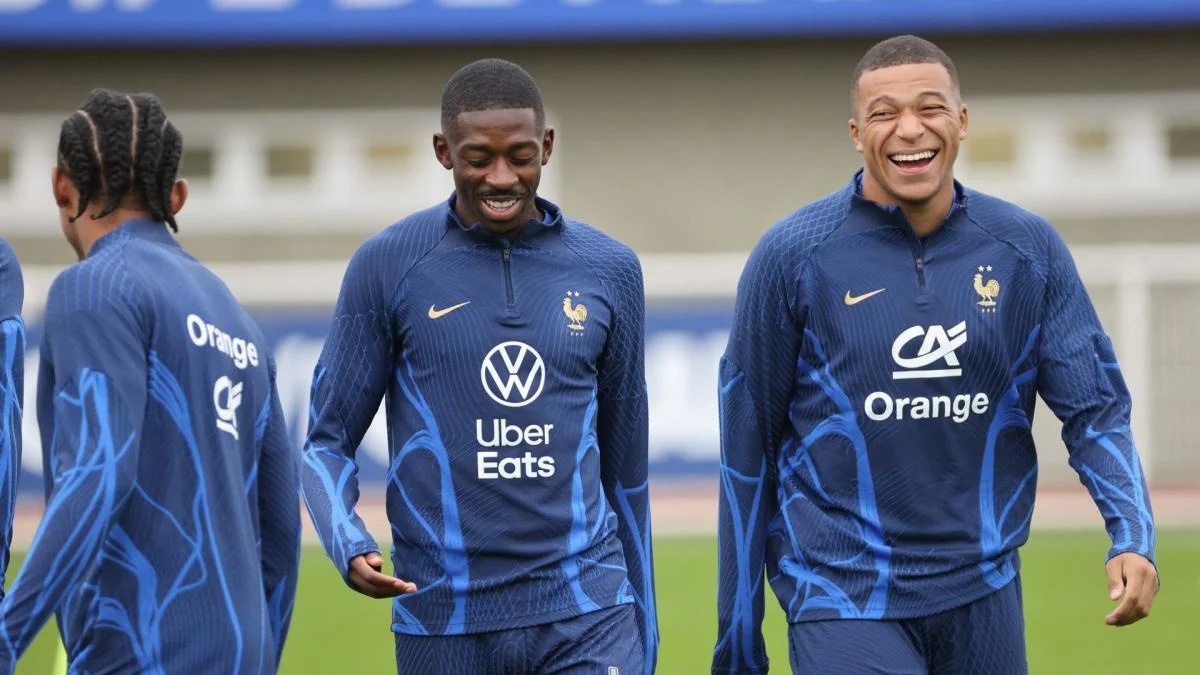 Ousmane Dembélé monte au créneau pour Kylian Mbappé