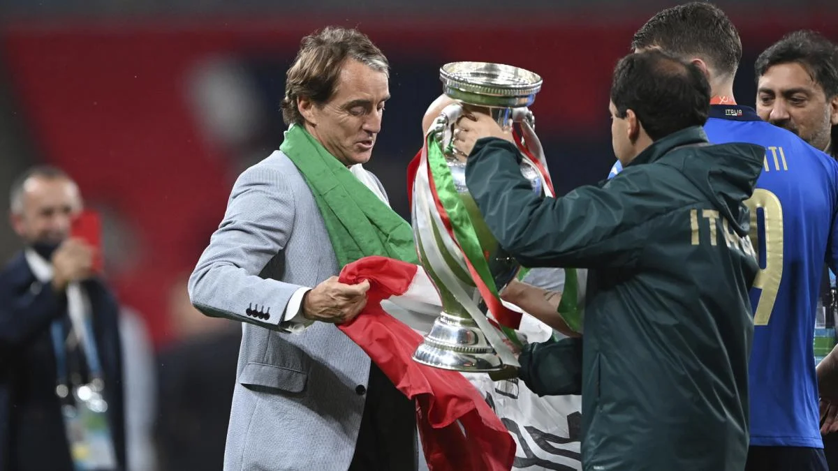 Pressenti pour redevenir sélectionneur de l’Italie, Roberto Mancini quitte Al-Sadd