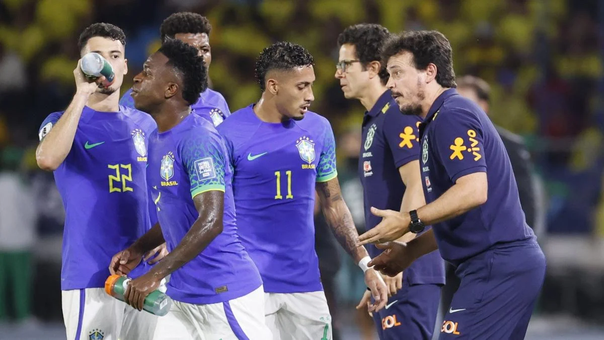 CdM 2026 : un journaliste brésilien allume Raphinha et la sélection brésilienne