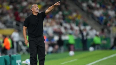 Coupe du Monde 2026 : des dirigeants de la Tunisie menace de démissionner si Lamouchi est maintenu !