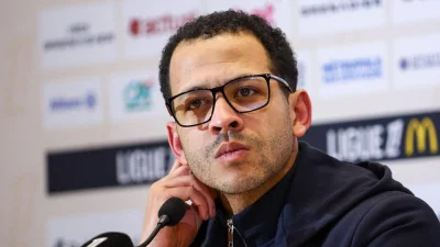 Liam Rosenior est dans la short-list du Paris FC