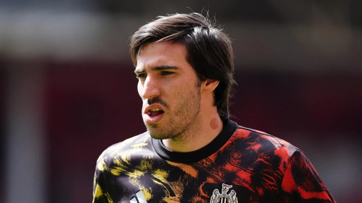 Newcastle refuse une offre XXL pour Sandro Tonali